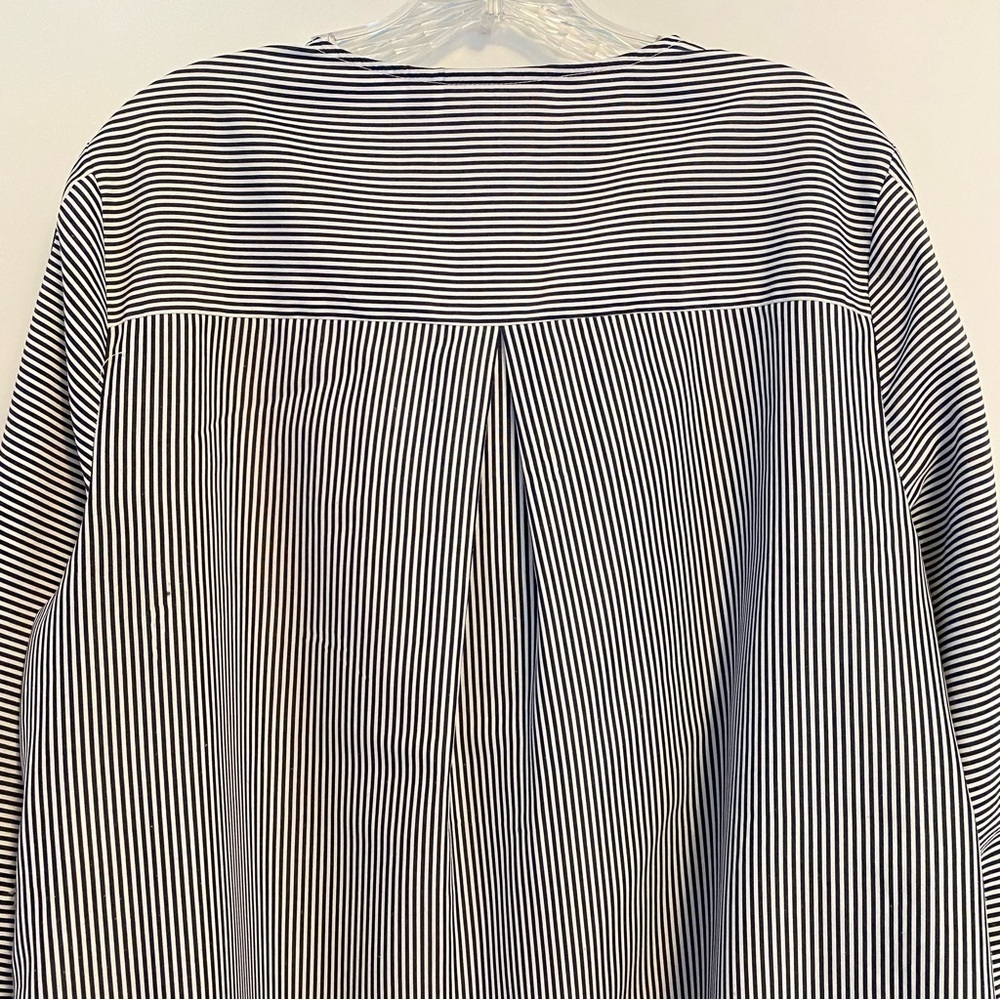 Rafaella Women's Embroidered Bell Sleeve Stripe Top Blue White Plus Size 1X - Picture 7 of 11